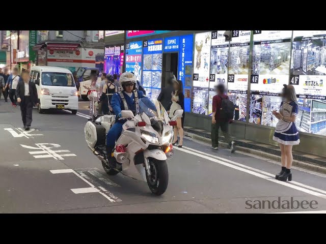 秋葉原メイド通りは絶好の待機場所白バイ取り締まり。Akihabara maid street is a great waiting place for  police motorcycle.